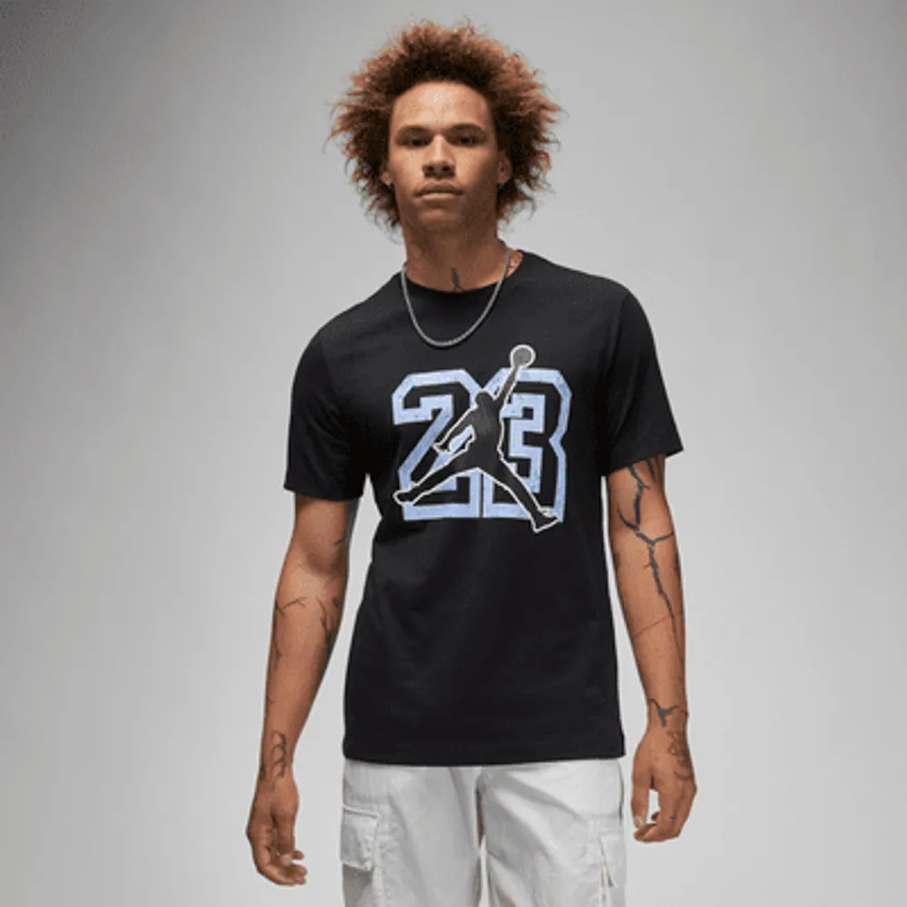 Jordan Flight Essentials Men's Oversized T-Shirt.