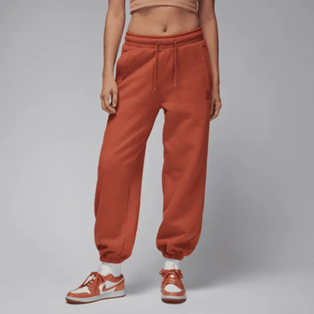 Jordan Howard University Fleece Pants – DTLR