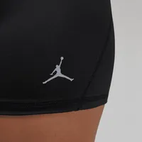 Jordan Sport Women's 5" Shorts. Nike.com