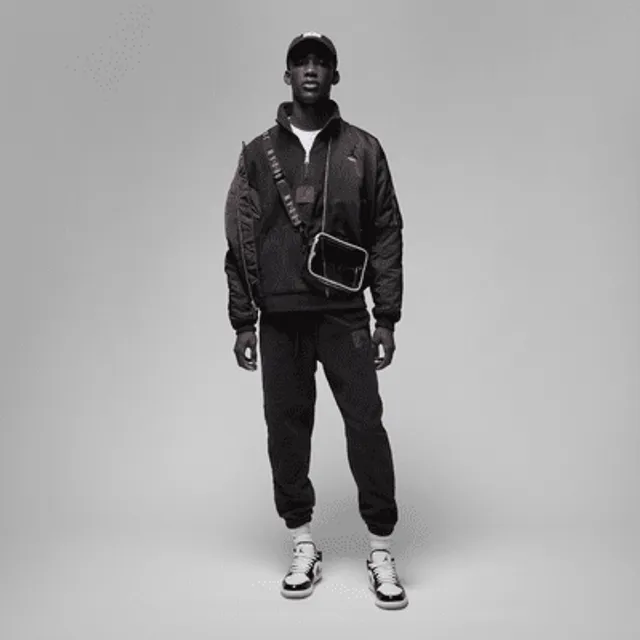 Jordan Essentials Men's Winterized Fleece Half-Zip. Nike CA
