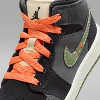 Jordan 1 Mid SE Craft Little Kids' Shoes. Nike.com