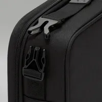 Jordan Lunch Bag (3L). Nike.com