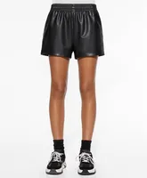 Shorts efecto piel