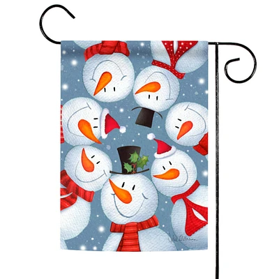 Toland Home Garden White and Red Snowman Selfie Christmas Outdoor Rectangular Mini Garden Flag 18" x 12.5"