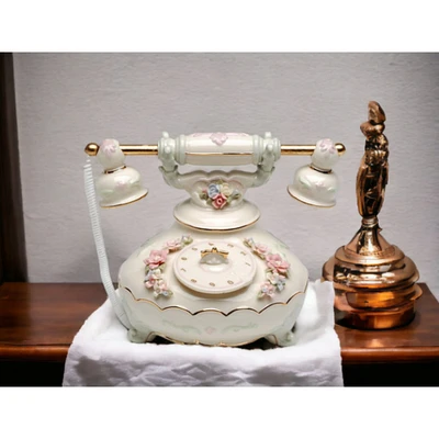kevinsgiftshoppe Ceramic Telephone Music Box, Home Dcor, Gift for Her, Gift for Mom, Vintage Decor