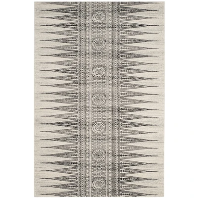 Safavieh   Evoke Collection EVK226D Ivory / Grey Rug