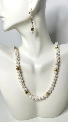 White round freshwater pearl necklace, earrings with gold nuggets