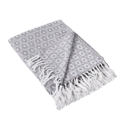 Contemporary Home Living Gray and White Rectangular Throw Blanket 50" x 60"