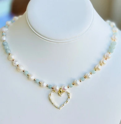 Authentic Valentine’s Freshwater Pearl and Dyed Jade Quartz necklace with 18k gold lariat toggle,with gift bag