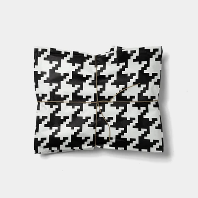 Oversized Houndstooth Gift Wrap
