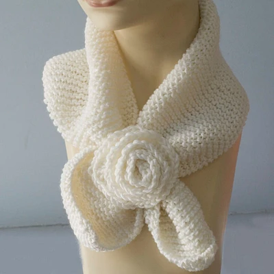 Hand Knit Flower Keyhole Scarf