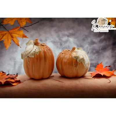 kevinsgiftshoppe Ceramic Autumn Harvest Pumpkins Salt and Pepper, Home Dcor, Gift for Her, Mom, Kitchen Dcor, Fall Dcor, Thanksgiving