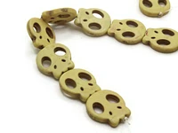 18 21mm Yellow Dyed Synthetic Turquoise Flat Skull Stone Beads
