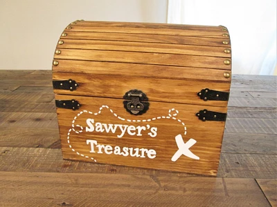 Personalized kids keepsake chest, wooden treasure chest, time capsule trunk, first birthday gift, gift for kids, pirate decor