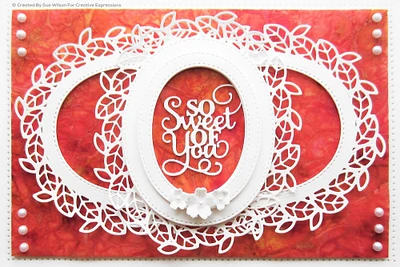 Creative Expressions Sue Wilson Frames & Tags Leafy Oval Craft Die