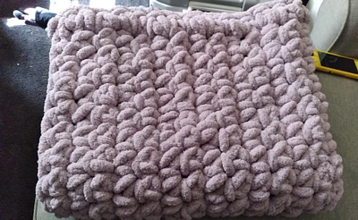 Chunky chenille blankets