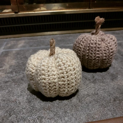 Crochet Rustic Pumpkins