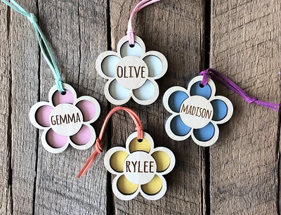 Backpack Tag, Wood Daisy Kids Name Tag, Personalized Flower Bag Tag, Diaper Bag Tag, Car Charm