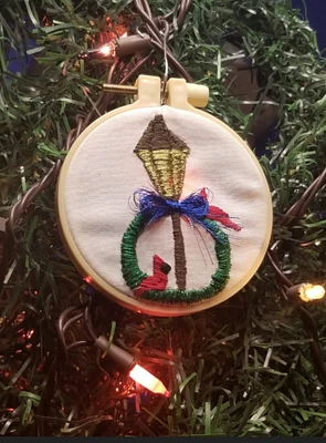 Holiday lamp ornament