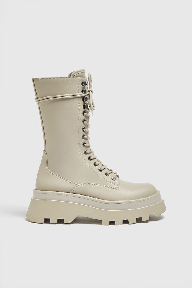 Bottines lacées semelle épaisse