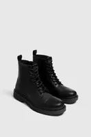 Bottes à lacets basiques