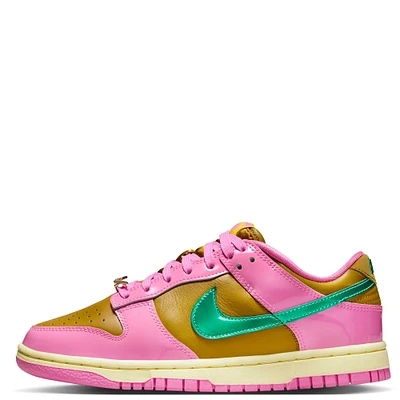 NIKE DUNK LOW X PARRIS GOEBEL