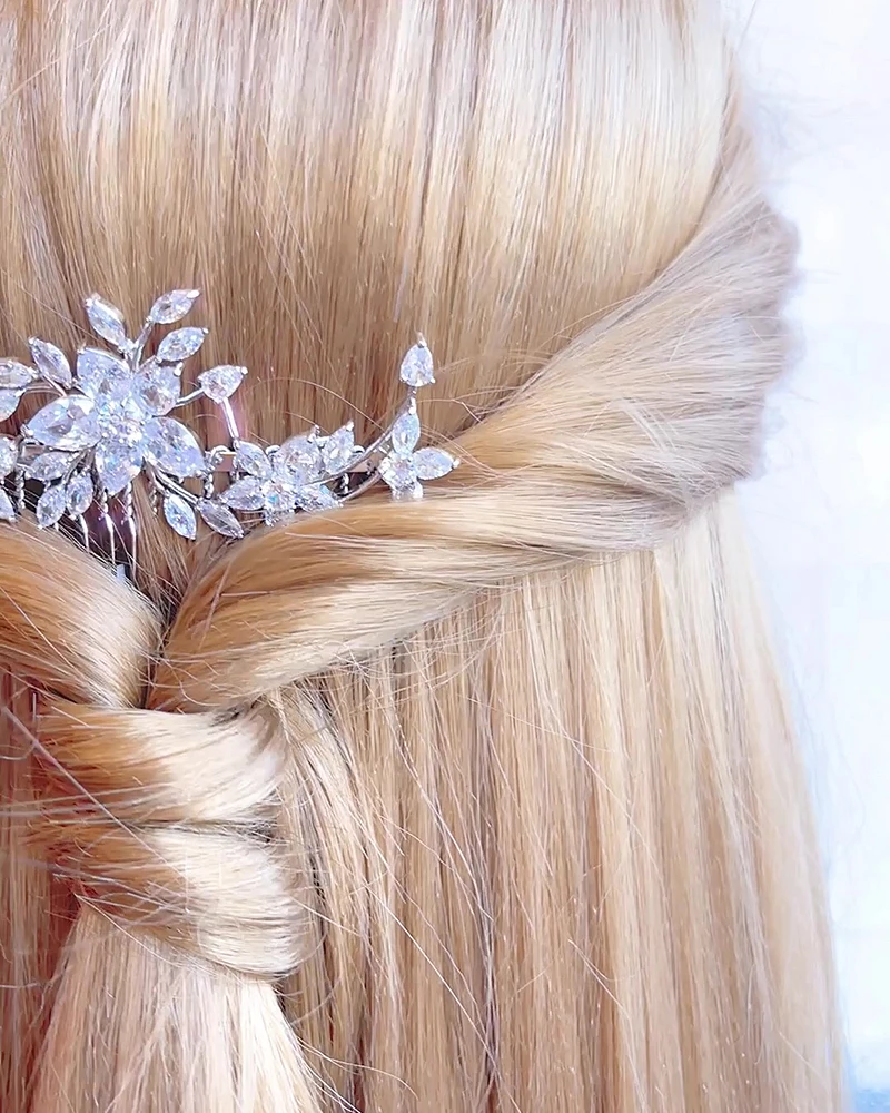 Bridal Silver Cubic Zirconia Hair Comb 143601