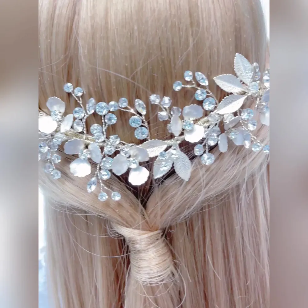Bridal Flower Wire Gold Hairclip 146382