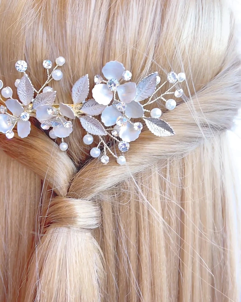 Gold Flower Hair Clip 137586