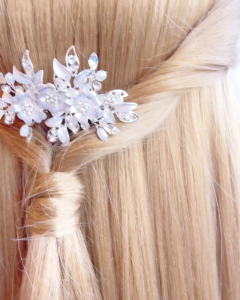 Bridal Flower Wire Silver Hairclip 152411