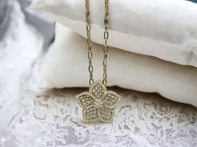 Diamond Flower Necklace 
