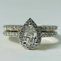 14kt Gold 1.00ctw Pear-Shaped Diamond Halo Engagement Ring Set