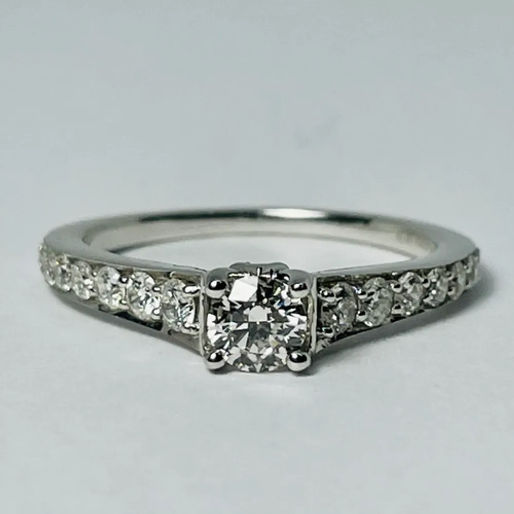 14kt White Gold Diamond Engagement Ring Set