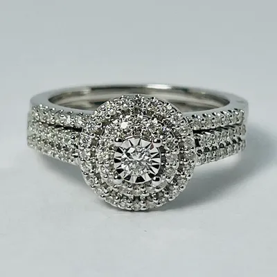 10kt White Gold Diamond Engagement Ring Set