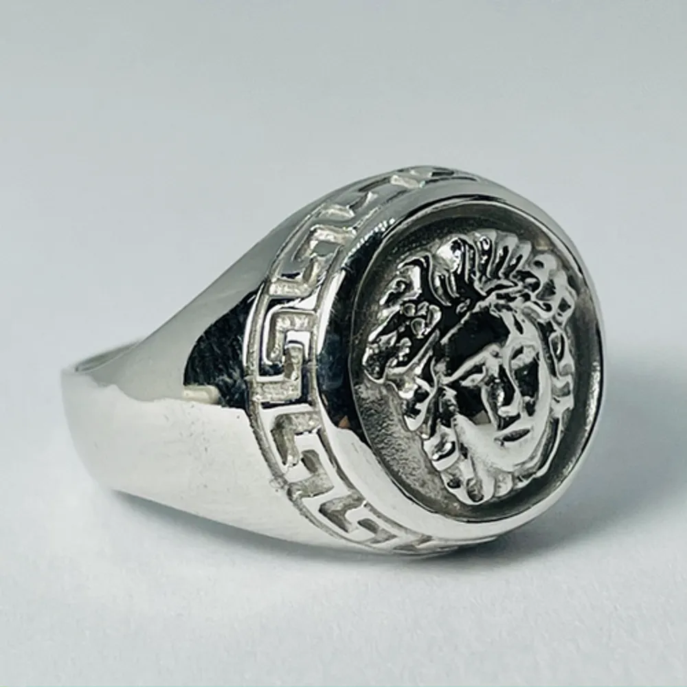 10kt White Gold Medusa Signet Ring