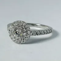 10kt White Gold 1.00ctw Diamond Engagement Set