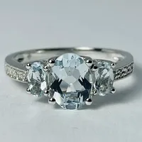 10kt White Gold Aquamarine & Diamond Ring