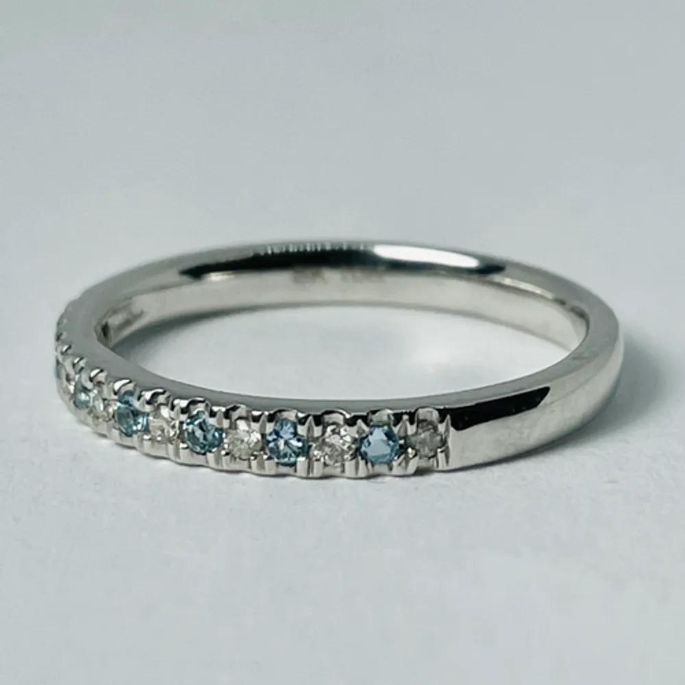 10kt White Gold Aquamarine & Diamond Band