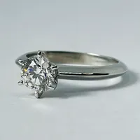 14kt White Gold Diamond Solitaire Engagement Ring