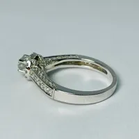 14kt White Gold 0.75ctw Diamond Engagement Ring