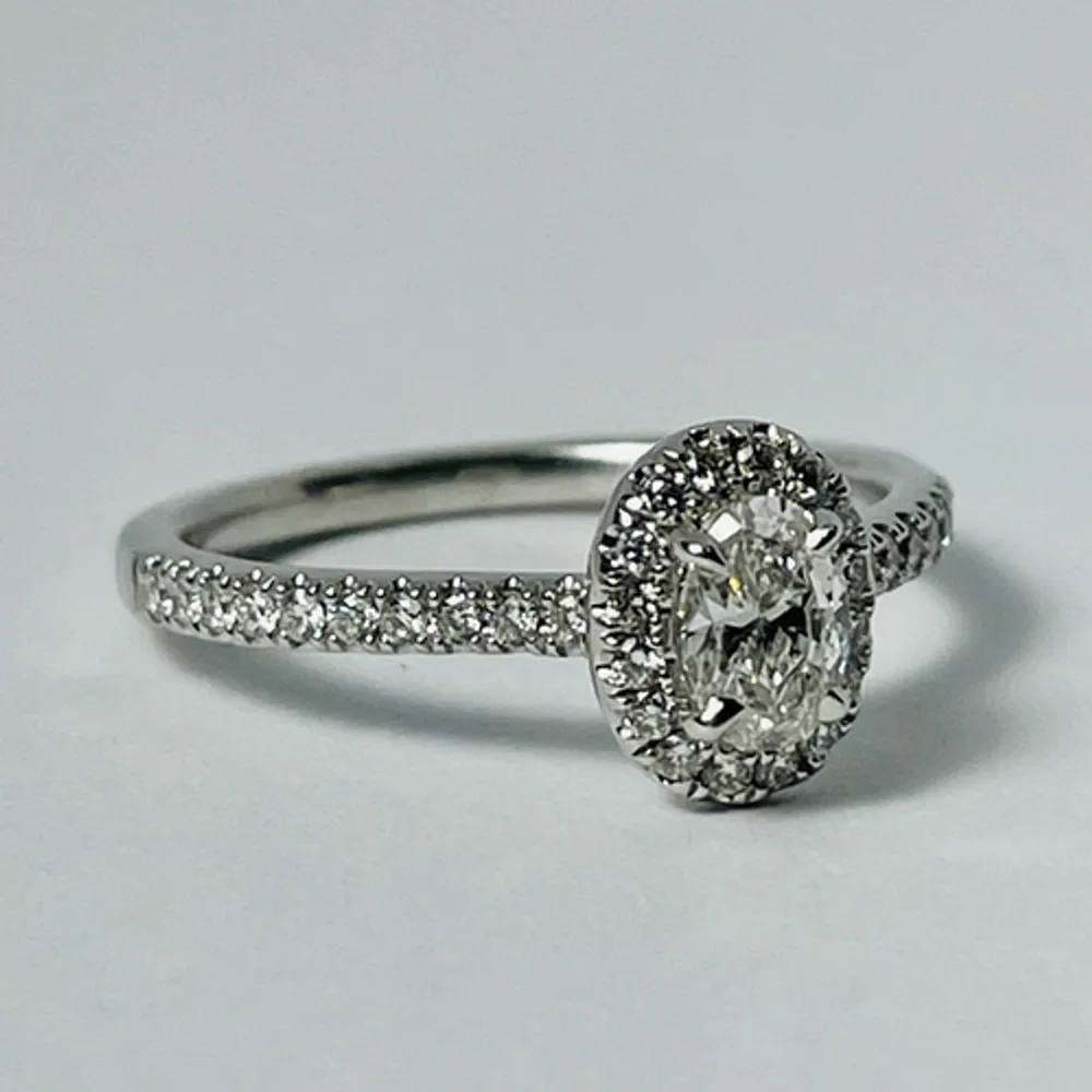 14kt White Gold Diamond Oval Engagement Ring