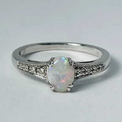 10kt White Gold Opal & Diamond Ring