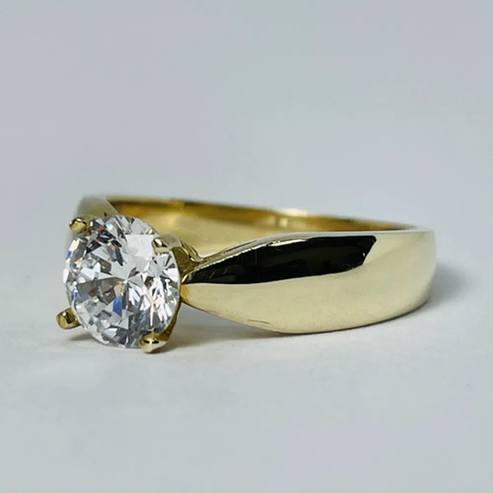 10kt Gold CZ Solitaire Ring