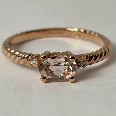 10kt Rose Gold Morganite & Diamond Ring