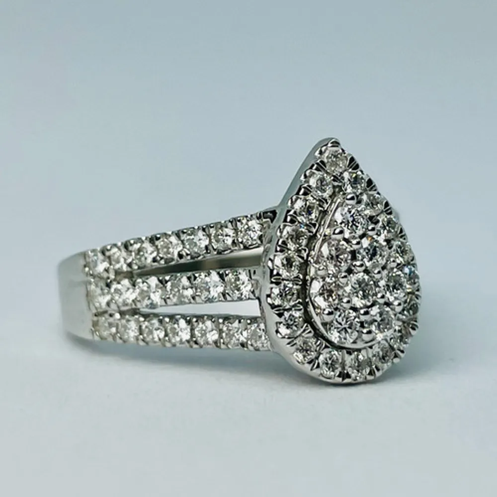 10kt White Gold 1.00ct Diamond Engagement Ring