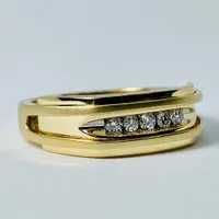 14kt Gold Diamond Band 0.15ctw