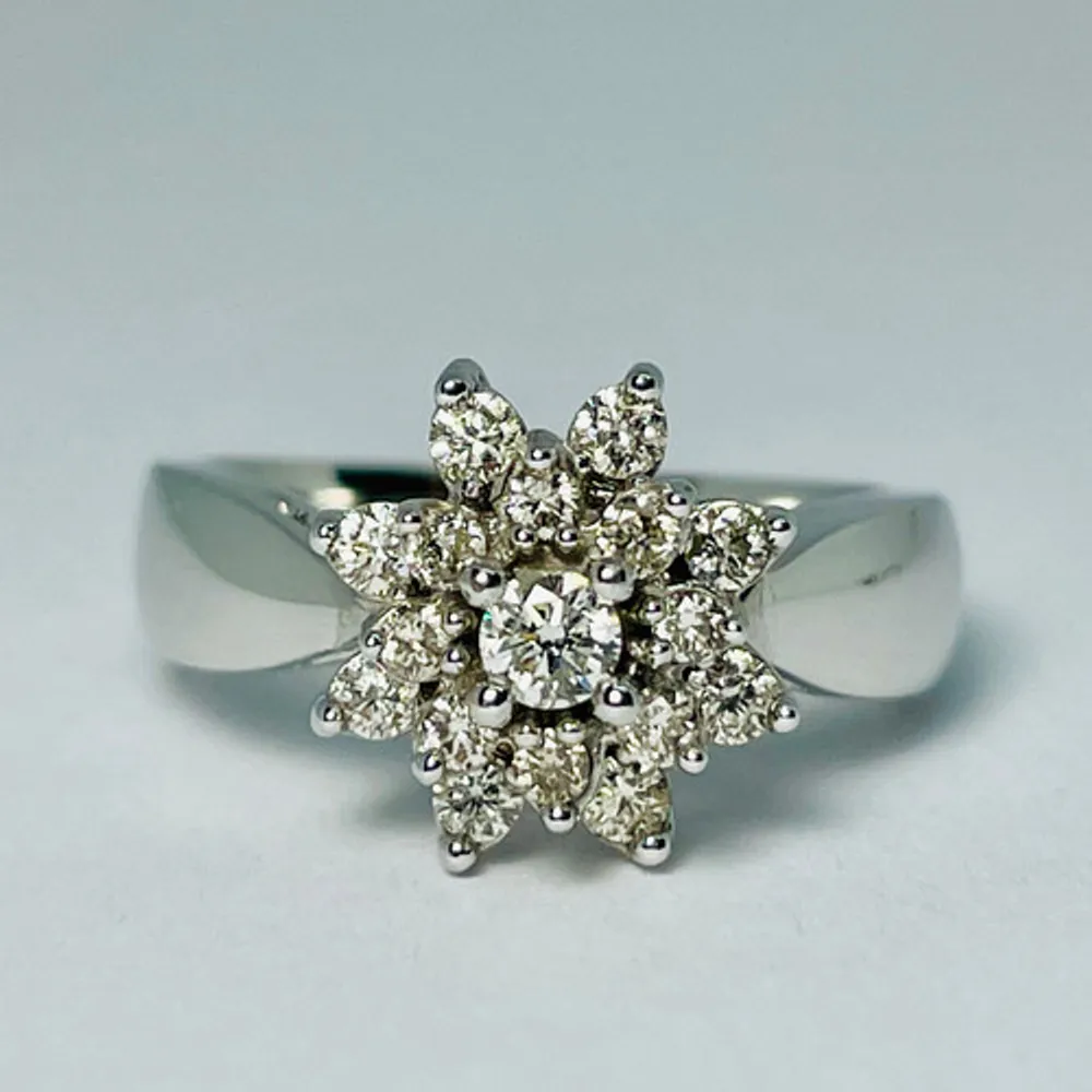 10kt Gold Diamond Cluster Ring Set