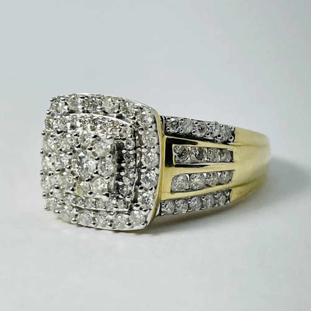 10kt Gold Diamond Halo Engagement Ring