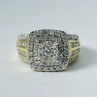 10kt Gold Diamond Halo Engagement Ring