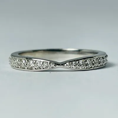 14kt White Gold Pinched Diamond Band, 0.24ctw